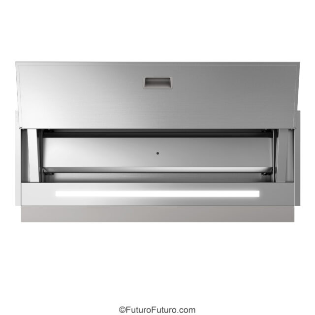 Condensation-resistant range hood with heating system