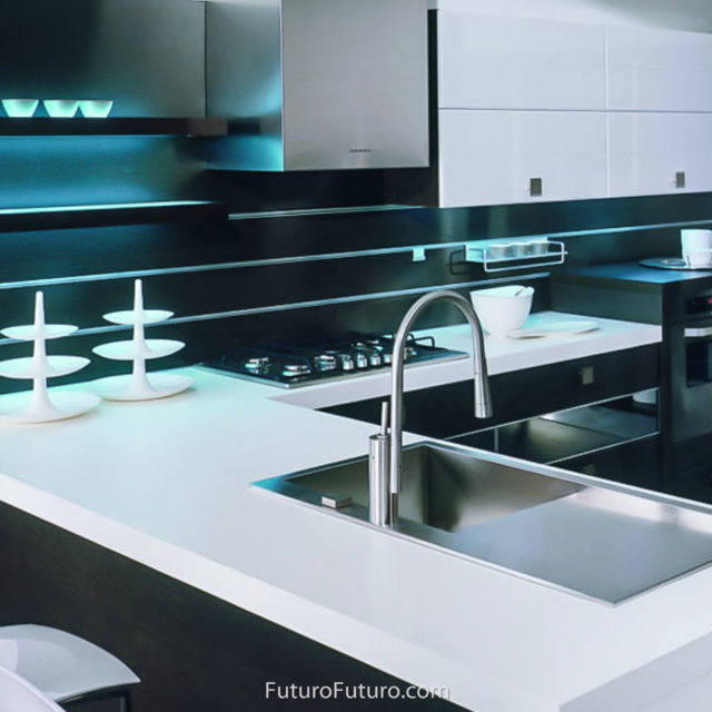 White kitchen cabinets and stainless steel range hood | modern design range hood