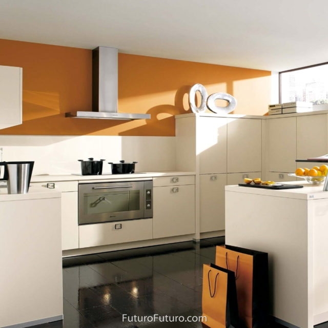 White kitchen cabinets range hood | White cabinets vent hood