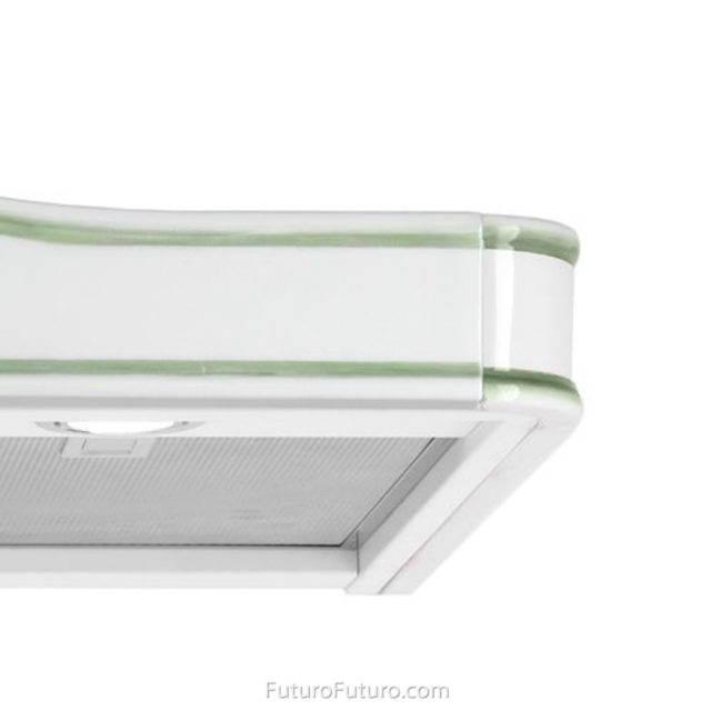 Traditional kitchen hood with ceramic panel | 940 CFM ducted range hood